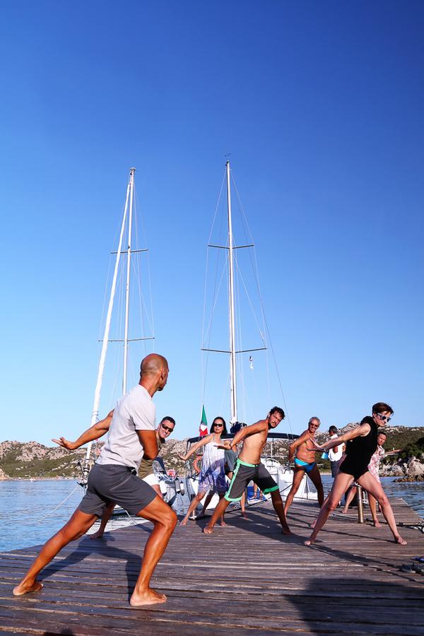 فندق Touring Club Italiano - La Maddalena لا ماداّلينا المظهر الخارجي الصورة