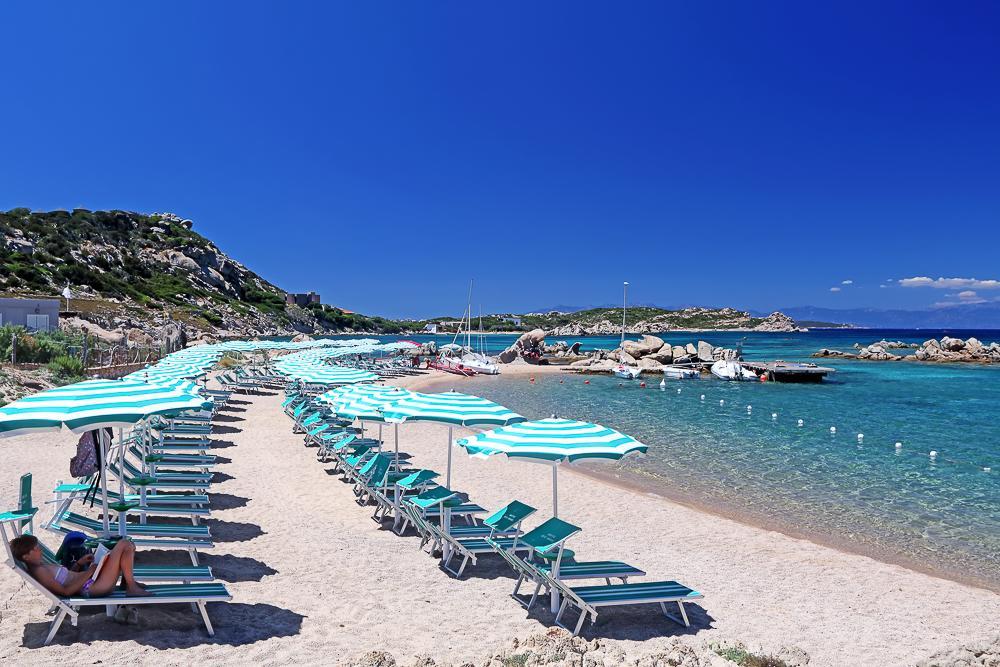 فندق Touring Club Italiano - La Maddalena لا ماداّلينا المظهر الخارجي الصورة