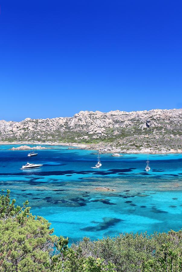 فندق Touring Club Italiano - La Maddalena لا ماداّلينا المظهر الخارجي الصورة